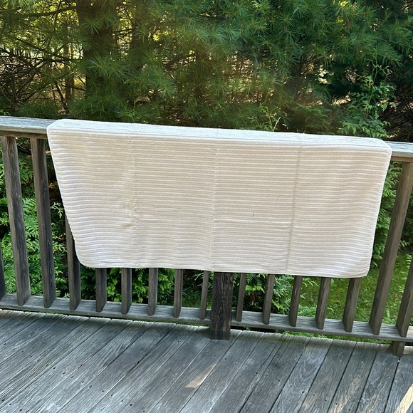 Towels 100% cotton set of 3 bath towels. Very good condition, almost not used - Picture 11 of 13